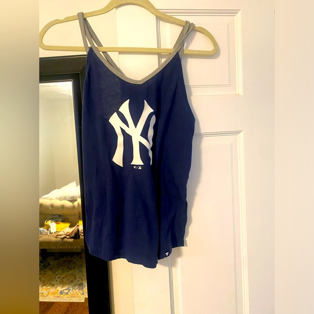 Yankees tank top